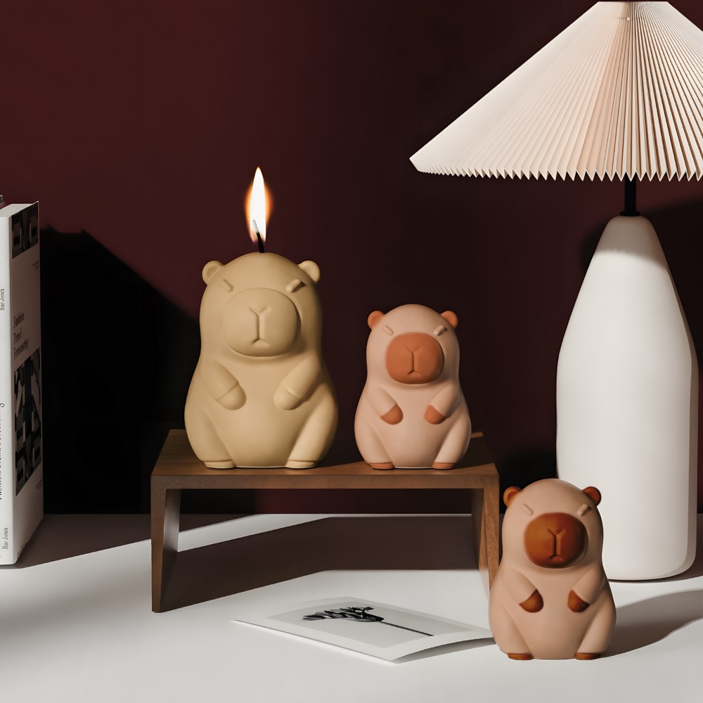 Standing Capybara Scent Candle - Candle Supplies Storage recension och pris